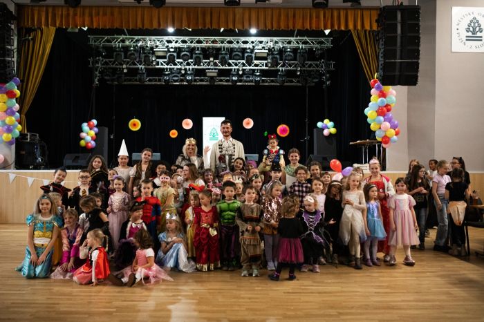 dětský karneval-81 dětský karneval-81